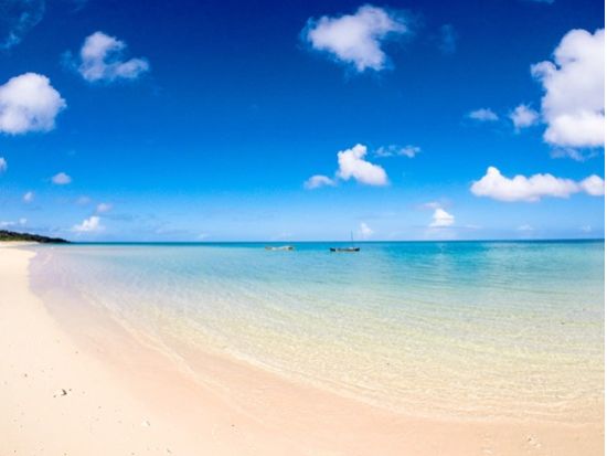海SUP★エメラルドグリーンに囲まれた石垣島の美ら海を存分に満喫 写真プレゼント付き＜10歳～参加OK／市街地送迎あり／石垣島＞