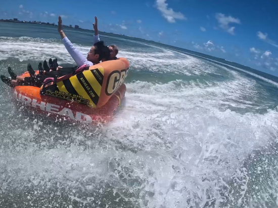 話題の“あの有名人”も体験。一度はやってみたいマリンスポーツを石垣島に集めました！＜半日遊び放題／送迎無料／初心者歓迎＞
