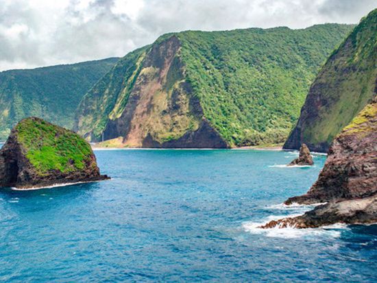 キラウエア火山 ヘリコプター遊覧　水～土曜日10:30限定で日本語パイロットのリクエスト可能＜フライト100分／英語パイロット／ワイコロアヘリポート＞