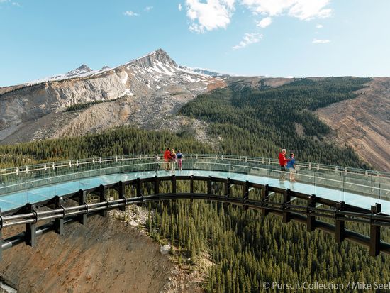 Glacier Skywalk 01