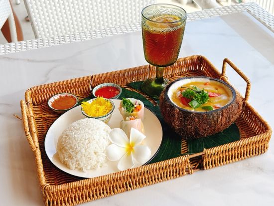 海が見える絶景レストラン☆ザ コーブ ビーチ レストラン（The Cove Beach Resto）食事券＆事前予約サービス