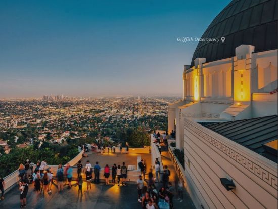 グリフィス天文台 夜景鑑賞ツアー 　夜の市街をドライブ観光 ＜英語ドライバーガイド＞