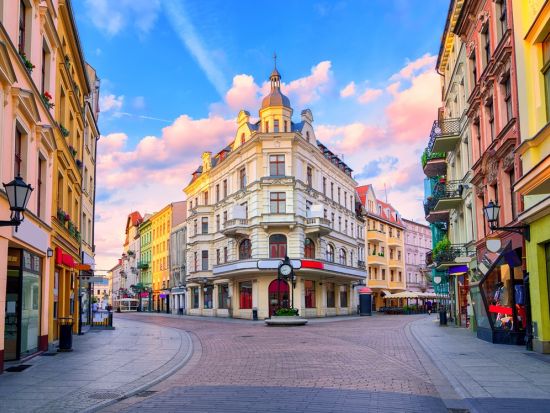 世界遺産の街トルンへ！国鉄で行く日帰り自由散策ツアー＜鉄道チケット付き／ワルシャワ発＞by H.I.S.