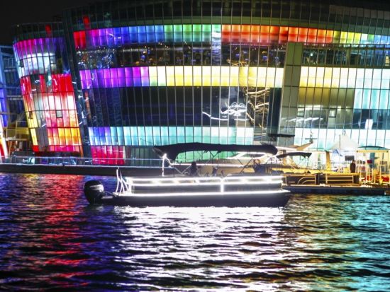 漢江レインボー ボートツアー　盤浦大橋の虹噴水とセビッソム夜景を満喫するナイトクルーズ＜セビッ島発／19:30または20:30＞