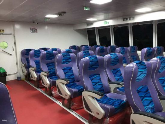 セブ島⇔ボホール島　オーシャンジェット高速船チケット＜片道または往復／エコノミーまたはビジネス＞　