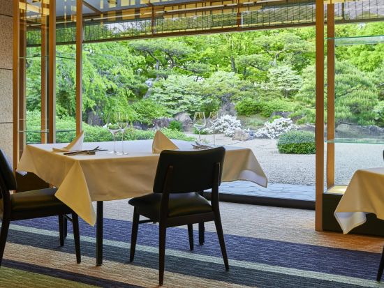 福岡市内発着貸切観光タクシー 筥崎宮と洋館で味わう絶品フレンチコース オプションで着付け体験も有＜3時間半／午前・夕方／送迎有＞by HEARTS TRIP