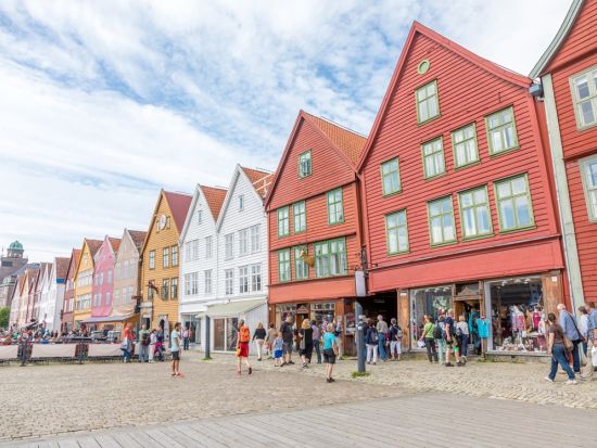 日本語ガイドと行く！ベルゲン市内ウォーキングツアー　ケーブルカー乗車付き！山頂でベルゲンの絶景を一望＜貸切／2.5～3時間＞