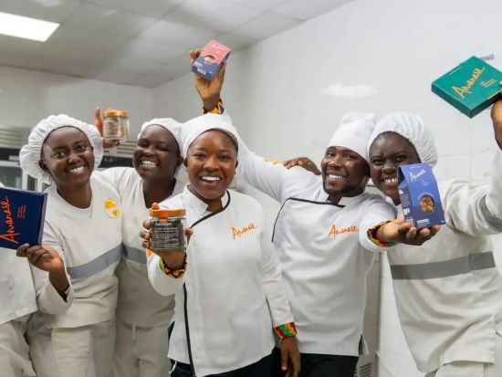 チョコレート・テイスティング体験ツアー　本場ガーナで工場見学＆本格テイスティング！＜英語ガイド／アクラ発／半日＞