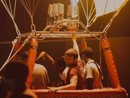 熱気球フライトツアー　ガーナの空を優雅にフライト＜アクラ発／半日／英語ガイド＞