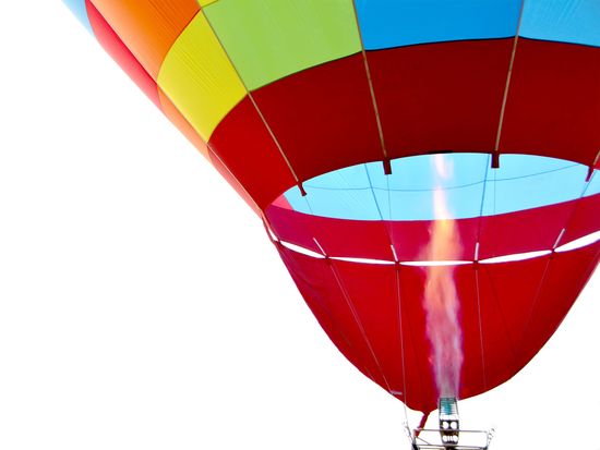 Generic_Hot_Air_Balloon_pixta_80968537.jpg