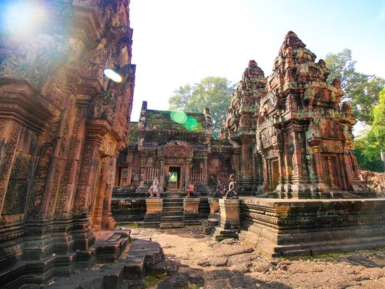 バンテアイスレイ・サムレ・伝統的な民家訪問・トンレサップ湖ボートクルーズ・オールドマーケット観光ツアー＜夕陽鑑賞付＞の写真5