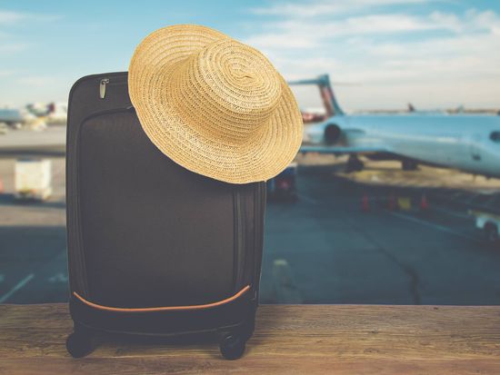 Airport_Suitcase_Luggage_Airplane_Summer_Transportation_shutterstock_590220761 (1)