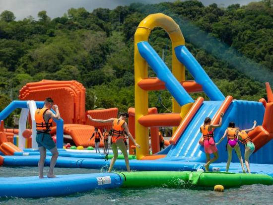 スービック インフレータブル アイランド ビーチクラブ（Subic Inflatable Island Beach Club）入場チケット予約＜マニラ発＞