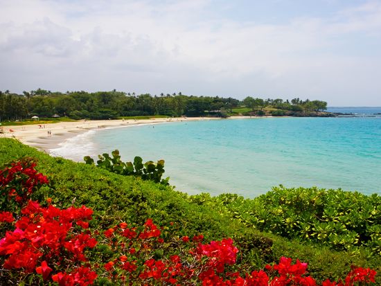 Hapuna_Beach_State_ Park_shutterstock_111996134