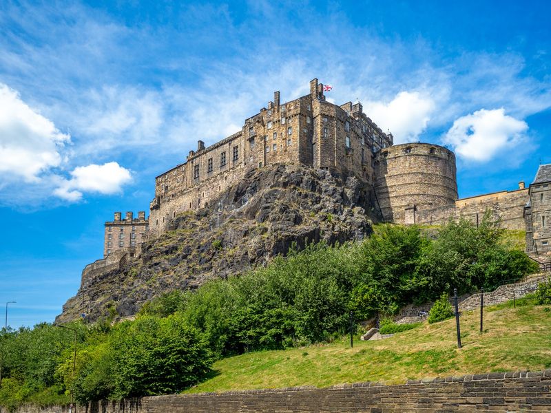 pixta_41940020_M (1)