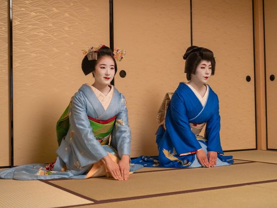 【昼 催行】舞妓さん鑑賞＋会席料理＋飲み放題付  築160年の老舗高級料亭「東観荘」で旬の京料理とお酒を堪能＜お部屋貸切／撮影自由／最大40名様＞