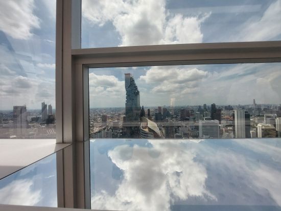 【早朝到着の方向け】ドンムアン空港orスワンナプーム空港お迎え+ピンクのカオマンガイ＋エラワン廟＋アイコンサイアム by JTB