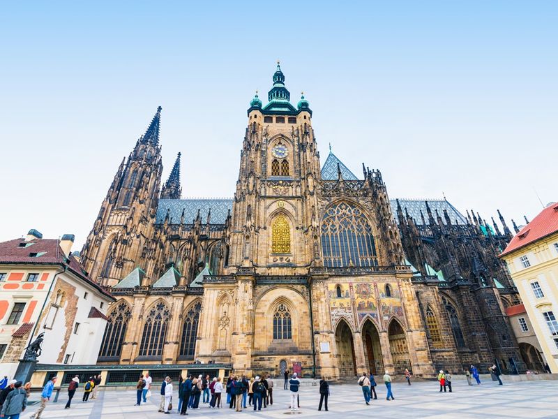 Czech Republic_Prague_St. Vitus Cathedral_pixta_89144583_M