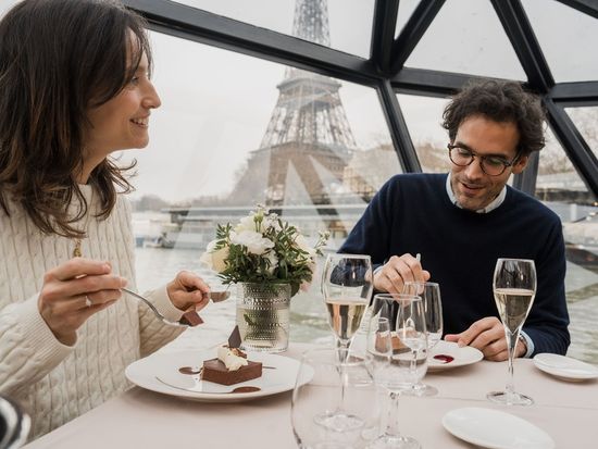 Compagnie des Bateaux Mouches - (3)