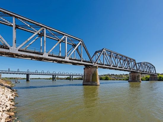 shutterstock_2517695593