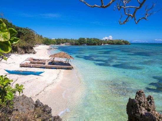 ボラカイ島 アイランドホッピングツアー！人気ビーチめぐり＆シュノーケリング＜ボラカイ島発／英語ガイド／昼食付き＞