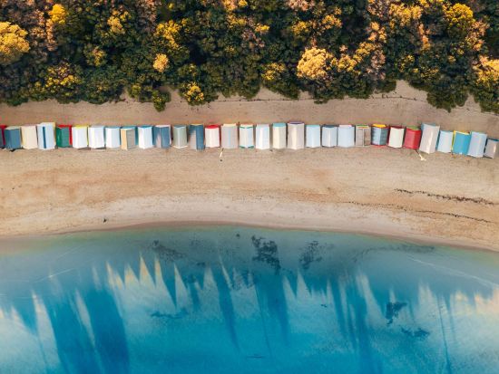 メルボルン市内観光＆ブライトンビーチボックス半日ツアー　世界遺産ロイヤルエキシビションビル＋マーケットなども訪問＜日本語ガイド＞by Mr John Tours