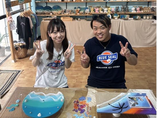 【オーシャンフォトスタンド】レジンアート体験 オリジナルの海と写真でオーシャンフォトスタンド作り＜4歳～／1.5時間／石垣島＞