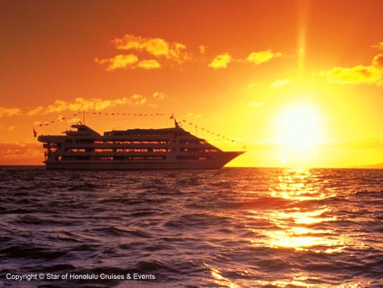 サンセット・ディナークルーズ 　スターオブホノルル号　ライブショーと選べるビュッフェまたはコースディナー