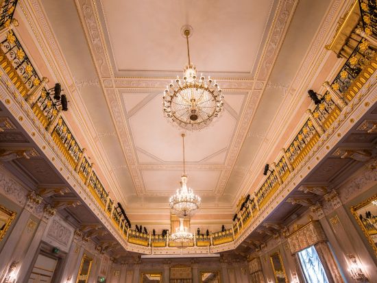 フェニーチェ劇場　優先入場チケット事前予約　多言語オーディオガイドあり ＊申込と同時に即予約確定