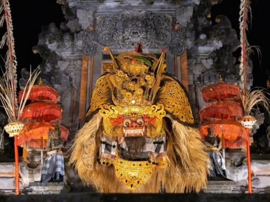 「バリニーズシアター」バリニーズダンス鑑賞＆インドネシア料理のビュッフェディナー　アヨディアリゾート＜月・水曜日／ホテル送迎可／バリ島内シャトル乗り放題付き＞