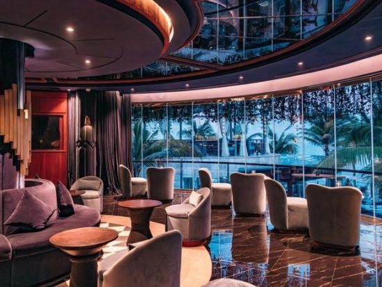 「ジ・エッジ　ザ・パーラー」アフタヌーンティー 食事券＆事前予約　断崖絶壁のインフィニティプール利用2時間付き＜ホテル送迎可／バリ島内シャトル乗り放題付き＞