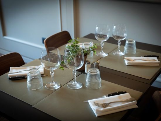 シェフが目の前で焼き上げる！ライブグリルショー付き3種のステーキディナー＜約3時間／フィレンツェ＞