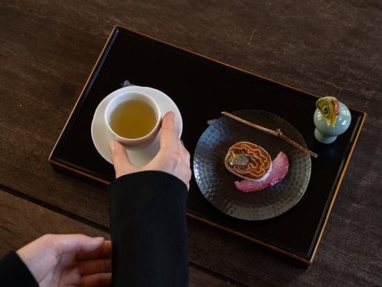 楽古斎で韓国伝統文化体験ツアー　韓服で学ぶ茶礼プランor4種伝統酒試飲＜英語・韓国語＞