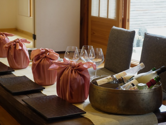 楽古斎で韓国伝統文化体験ツアー　韓服で学ぶ茶礼プランor4種伝統酒試飲＜英語・韓国語＞