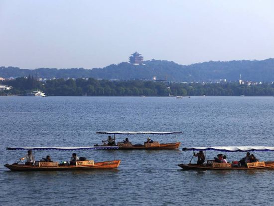 Hangzhou West Lake Cruise5