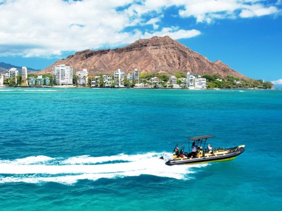 貸切ボートチャーター　高速ゴムボート「ゾディアック」でカスタマイズ自在のクルージングへ　シュノーケリングもOK！＜1～6名／日本語または英語／ワイキキ発＞