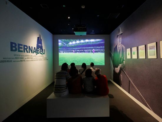サンティアゴ・ベルナベウ・スタジアム　ミュージアム入場チケット事前予約 ＊申込と同時に即予約確定