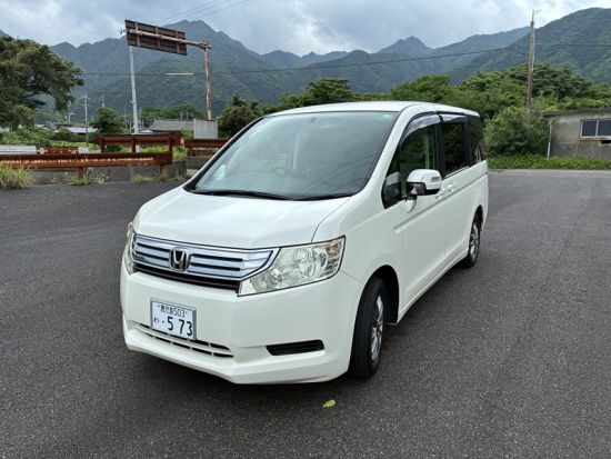 屋久島レンタカー　家族旅行にぴったりなステップワゴンで自由気ままな旅へ！＜1～8名／宿泊先・空港・港まで送迎有＞ by 屋久島冒険旅