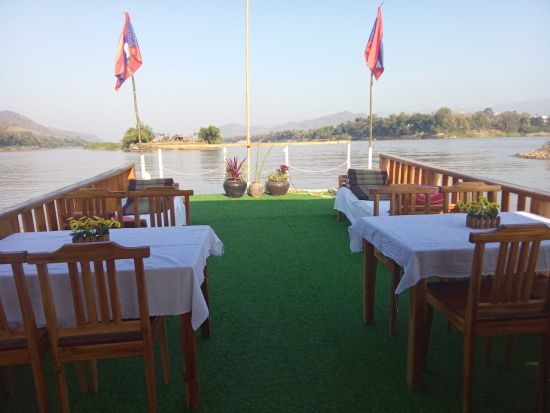 メコン川サンセットクルーズ　夕陽に包まれるルアンパバーンの絶景を堪能！＜混載または貸切／英語／ルアンパバーン発＞