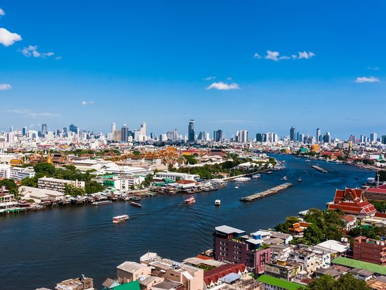 Bangkok_Chao Phraya River_shutterstock_552882256