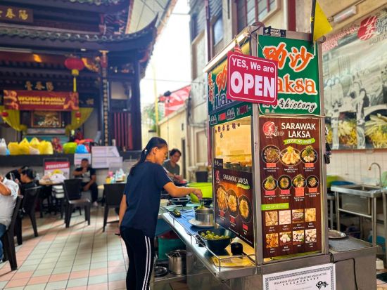 クチン半日グルメツアー　隠れ屋台でケクラピスと乾麺堪能！食文化を深掘りする旅＜午前／英語ガイド＞