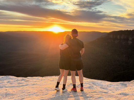 世界遺産ブルーマウンテンズ1日サンセットツアー　ネイチャーウォーキングやハイキングなどで大自然と夕日観賞を満喫！翻訳アプリサービスあり＜英語ガイド／シドニー発＞