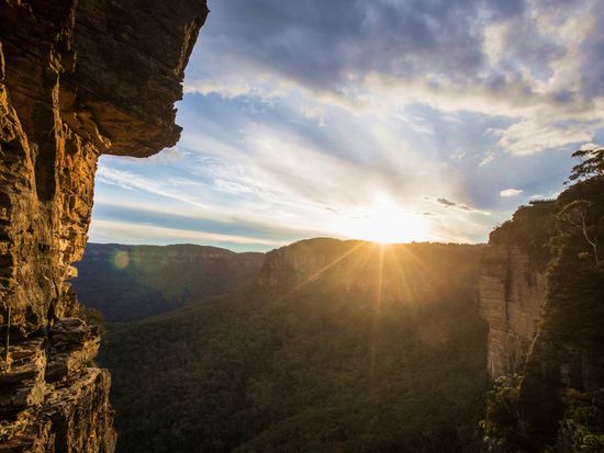 Blue Mountains - Sunset over Jamison Valley Echo Point, Destination NSW 156451-56