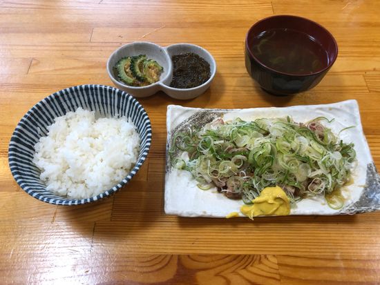 DA8005B8-AC40-4399-B8D7-A3F1CB3EF250