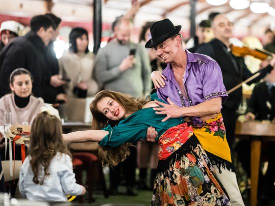 ドナウ川　ナイトクルーズ ＜22時出発／ブダペスト発＞