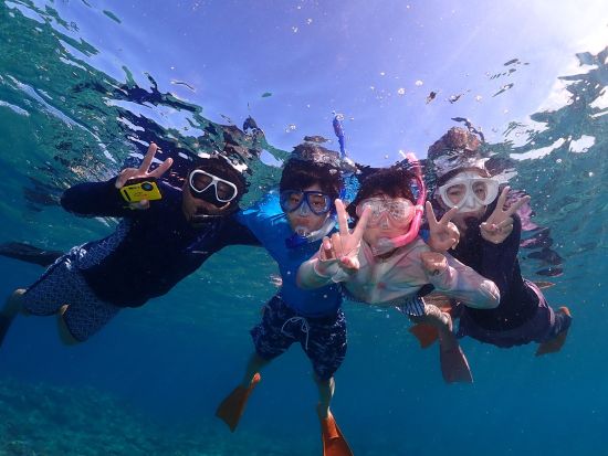 慶良間シュノーケリング＆スキンダイビング体験 完全貸切ボートあり◎小さなお子様やペット連れも大歓迎！沖縄の海を満喫しよう♪＜約4時間／午前or午後／沖縄本島＞