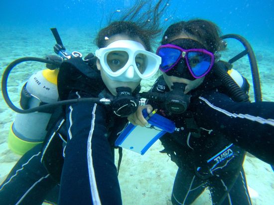 貸切体験ダイビング(1ダイブ)&シュノーケリング 完全貸切ボートで贅沢な海時間♪友達同士やカップルにもオススメプラン◎＜約4時間／午前or午後／宜野湾市＞