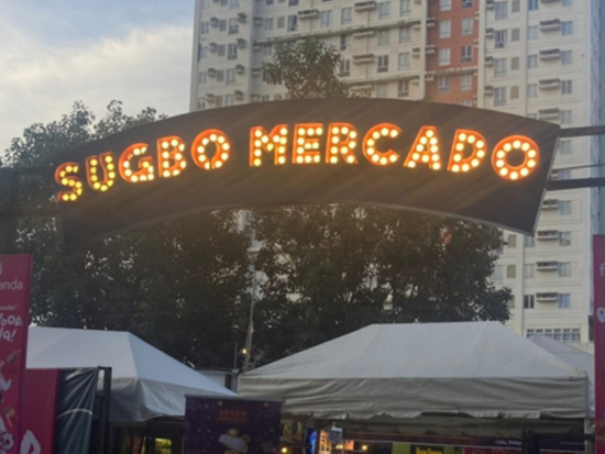 セブ女子旅ナイトツアー☆ ナイトマーケット＋マンゴーづくしのコースディナー「エルヴィエント」＋トップス夜景鑑賞  ＜日本語ガイド＞