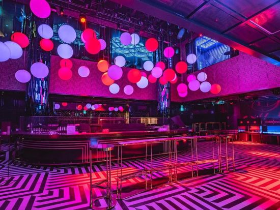 「クロマ（CHROMA）」VIPシート事前予約　ソウルの人気クラブもVIP席確約でスムーズに入店！＜1～6名／ドリンク付き／仁川＞