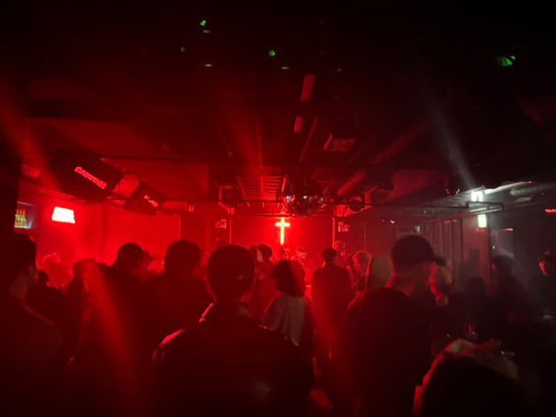 03C453D9-3303-4BFF-8492-5D765570356B